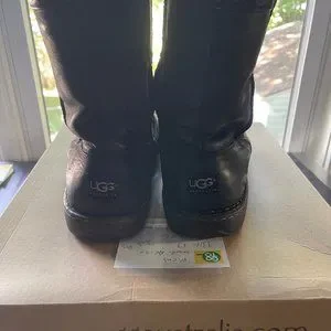 UGG Aliso Black Boots 13 UGG | Shoes | Ugg Aliso Black Boots 3 | Poshmark main image 3